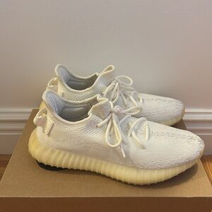 Yeezy Boost 350 V2